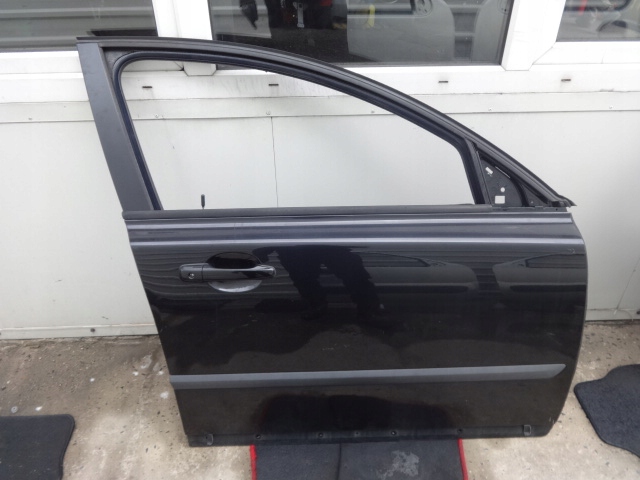 фото №1, Volvo v50 s40 ii 04r- двері праве перед 452-46