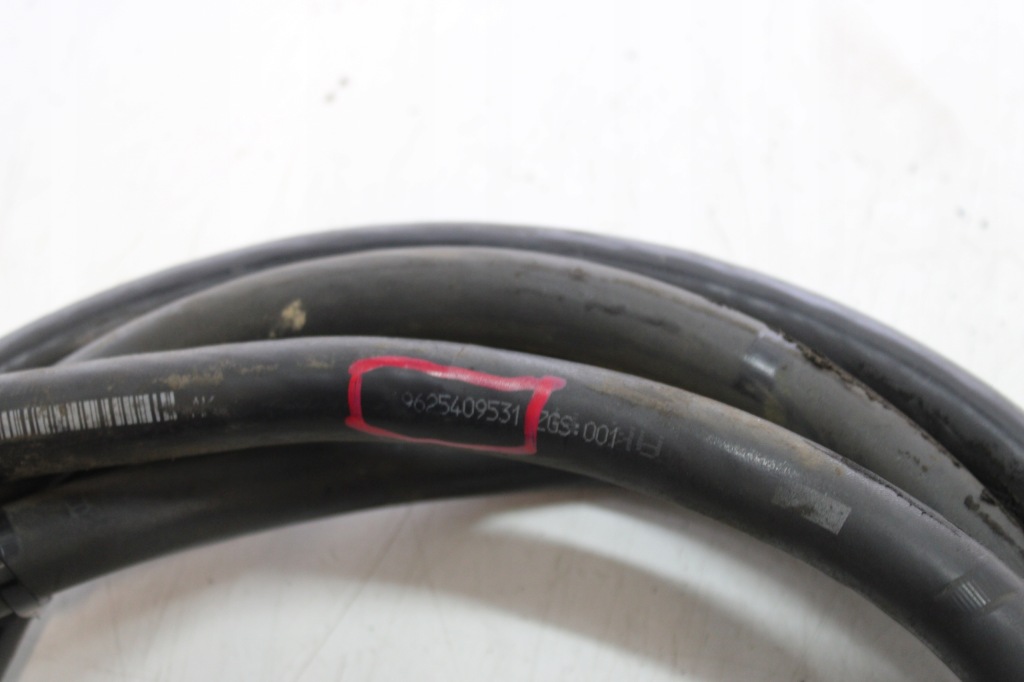 фото №3, Mercedes actros mp4 аккумуляторов шланг клеммы минус минусовой