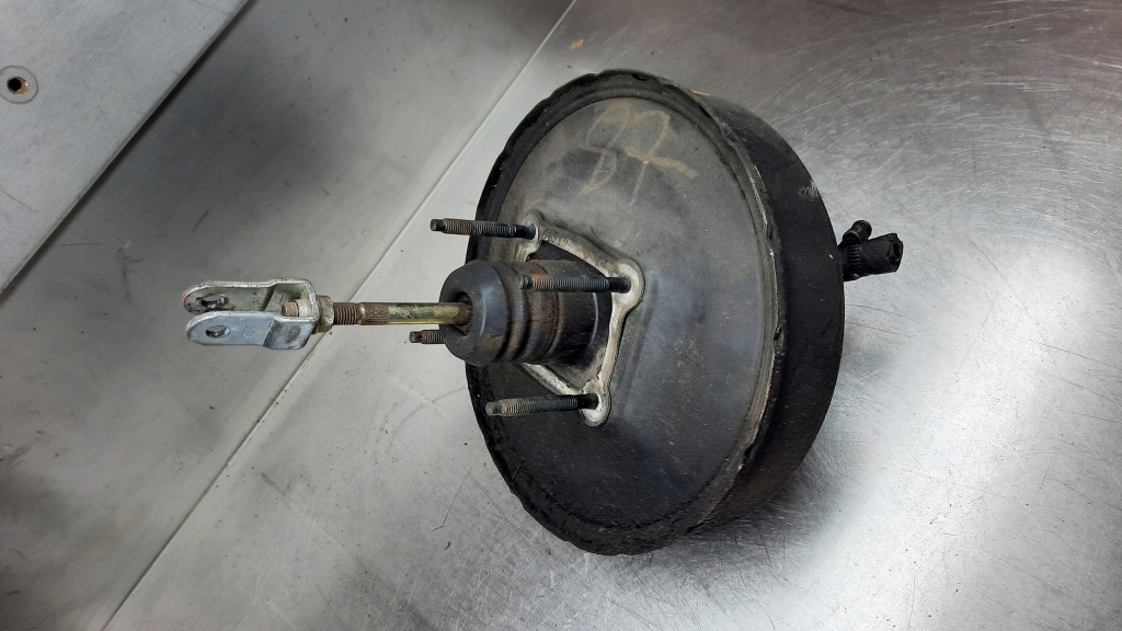 Купити Підсилювач гальм гальмівні opel frontera 95r