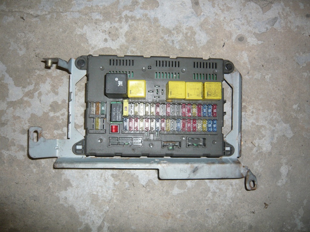 фото №1, Коробка запобіжників - land rover freelander i