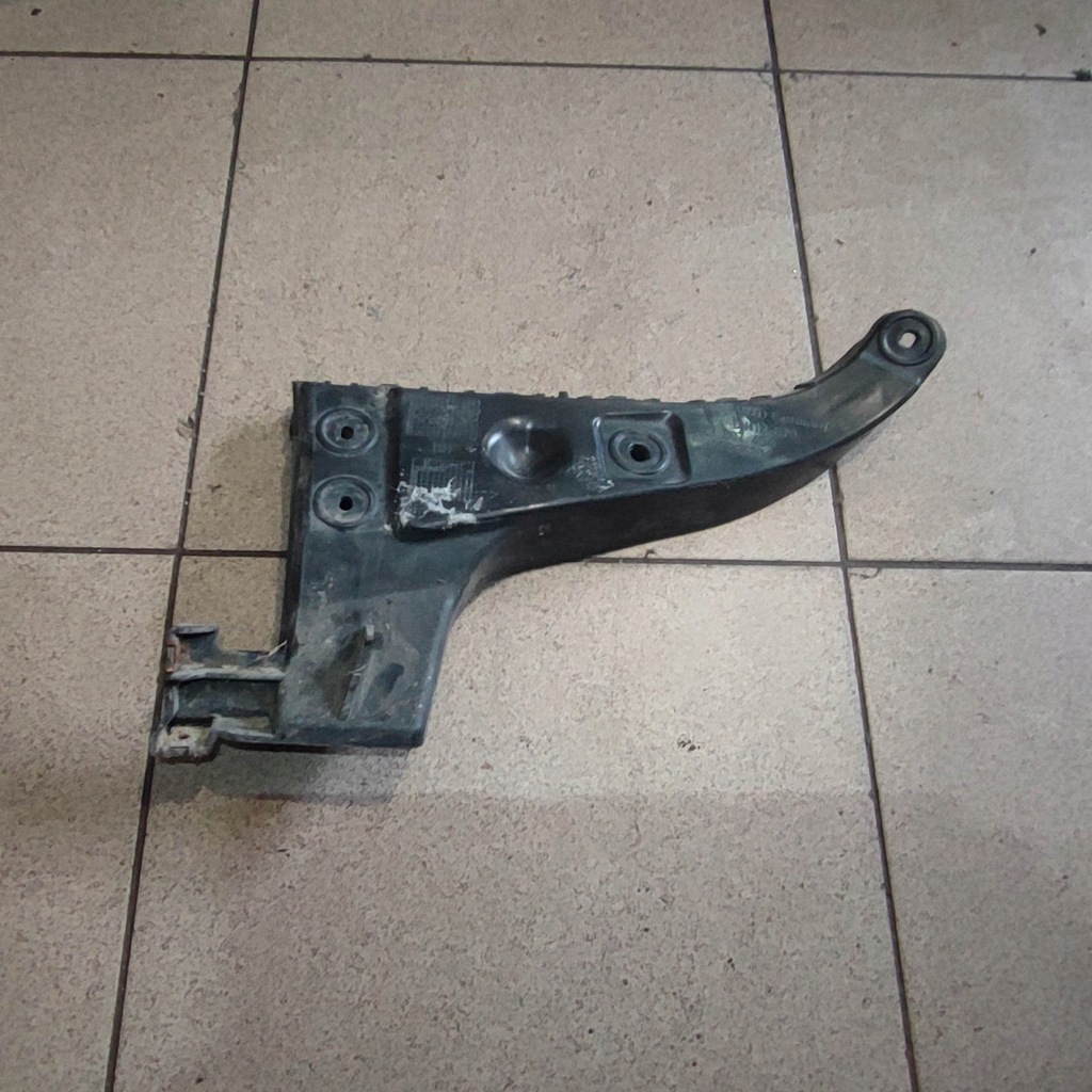 фото №1, Направляющая бампера правый задняя audi a6 c5 allroad