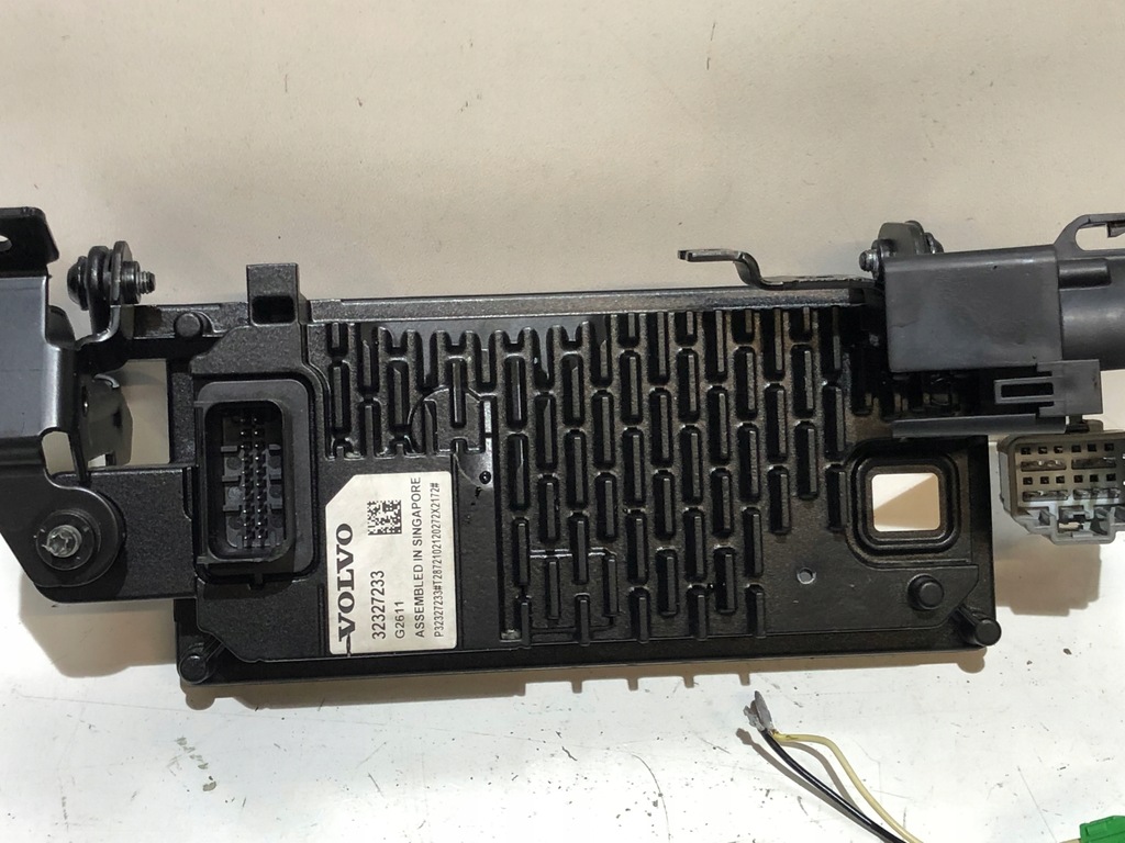 фото №2, Volvo v60 ii камера радар стекло перед 32327233