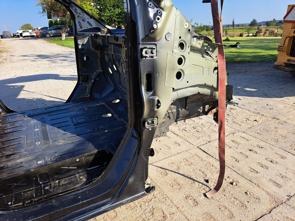 фото №2, Opel vivaro 2023 r 2.0 cdti чверть права перед