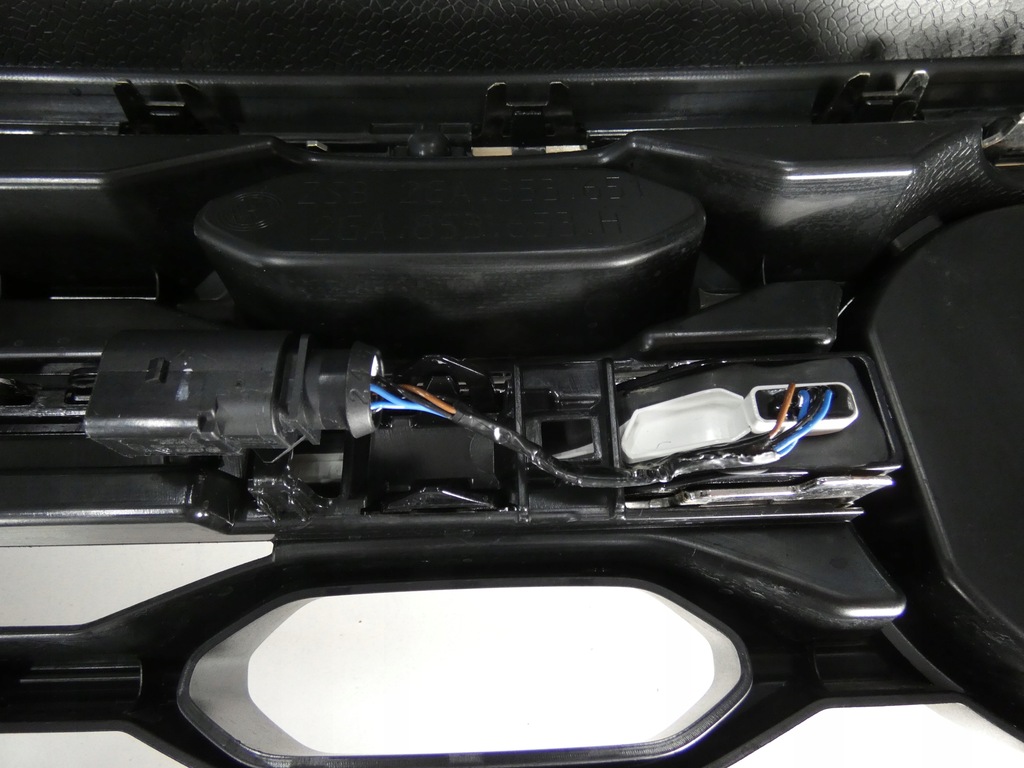 фото №11, Решётка радиатора, решётка радиатора volkswagen t-roc r- line lift