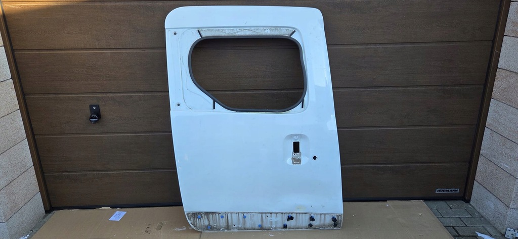 фото №1, Dacia dokker 12- дверь правое боковой задние сдвижные