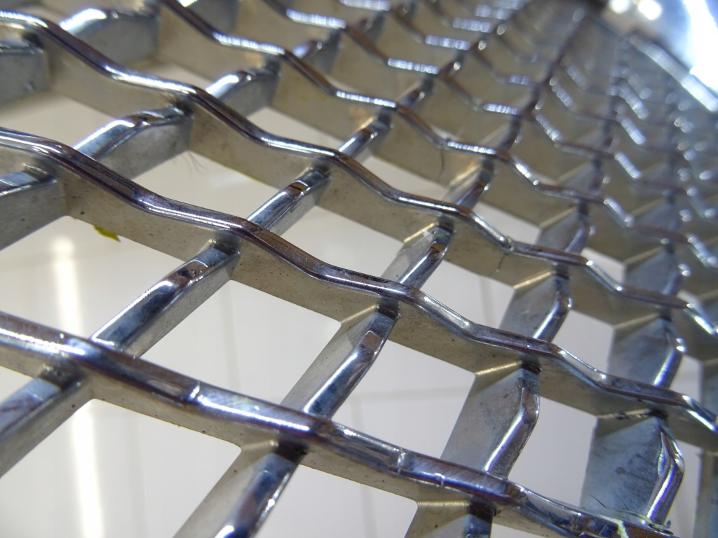 Решётка радиатора бампера перед передняя jaguar xf 250 cx2m-8a100-aa llu в Украине