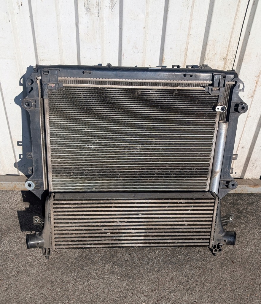 фото №1, Комплект радиатор радиатор toyota hilux viii 2.4 td 2gd