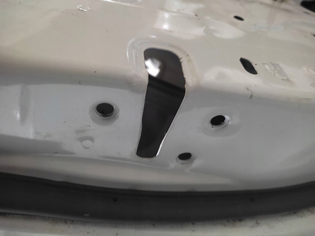 фото №8, Двері задні mitsubishi l200