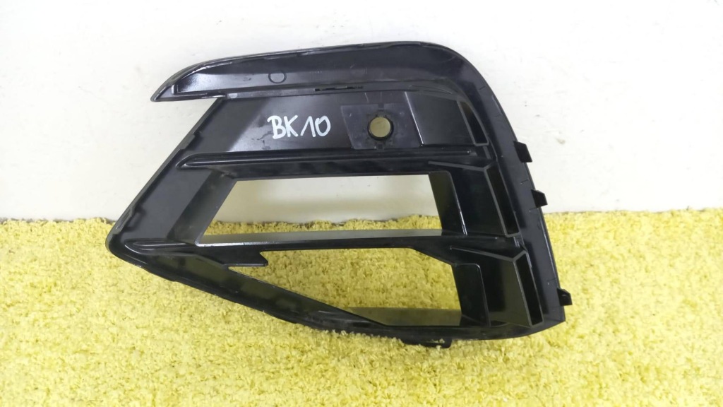 Решітка правий vw arteon r-line рестайлінг Доставка