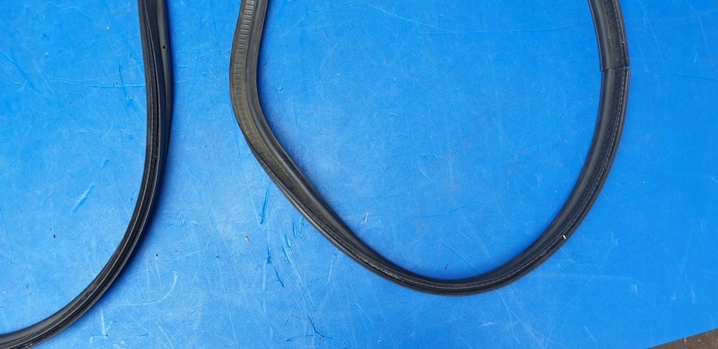 фото №8, Прокладка крышки задний багажника chevrolet corvette c6