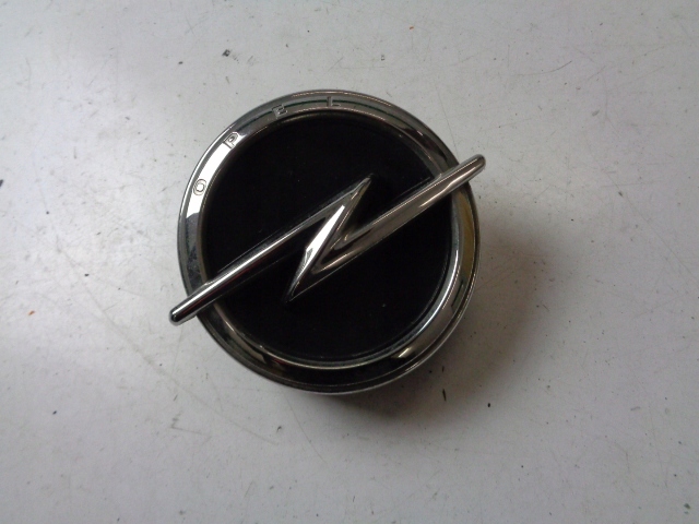 фото №1, Opel corsa f 19-21 ручка крышки багажника эмблема