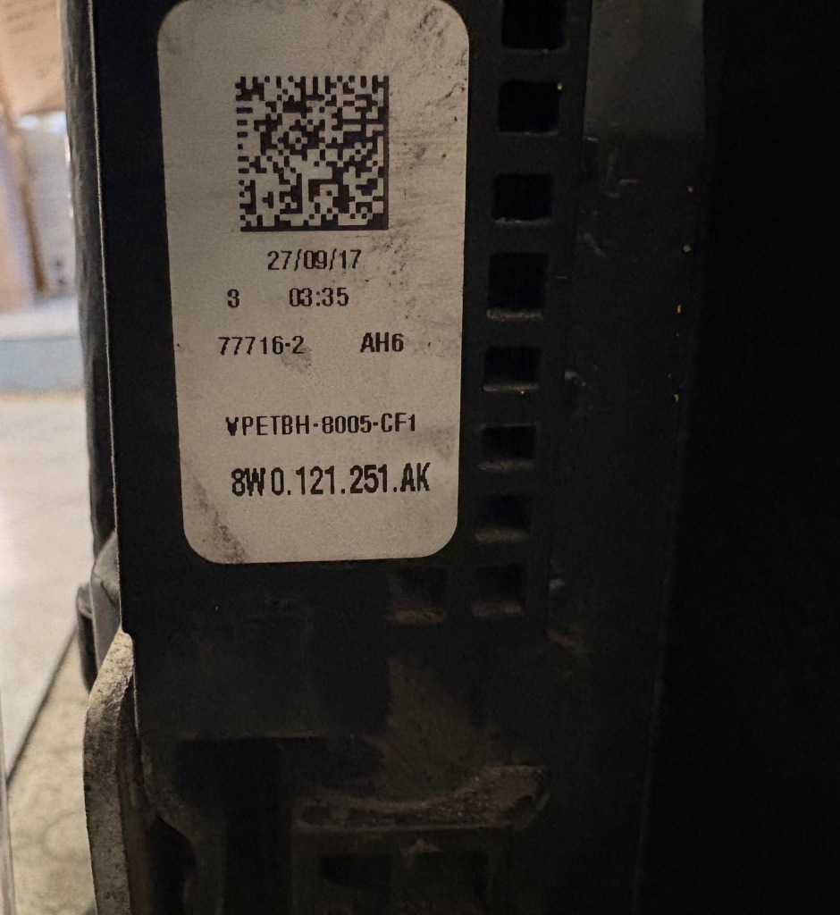 Комплект радиатор вентилятор 8w0959455m audi a5 f5 a4 2019 8w0121251ak 2.0 с Разборки