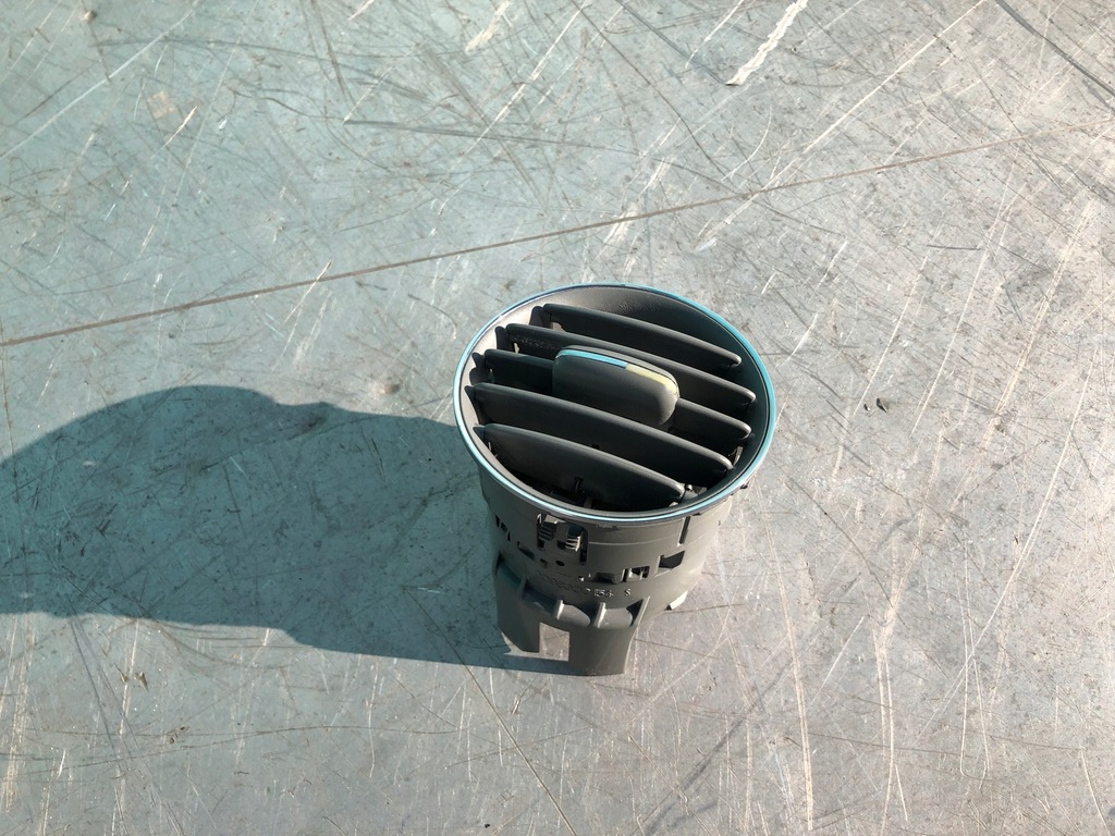 фото №1, Mercedes clk w209 решётка обдув серая