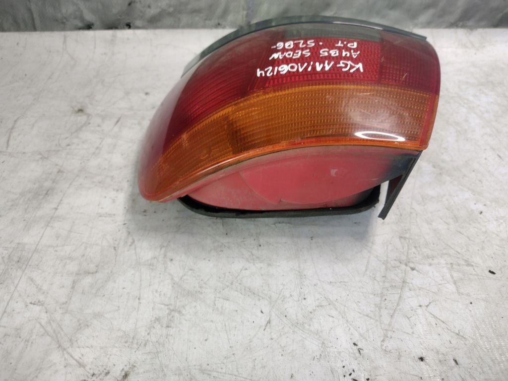 фото №11, Лампа правий задня audi a4 b5 sedan