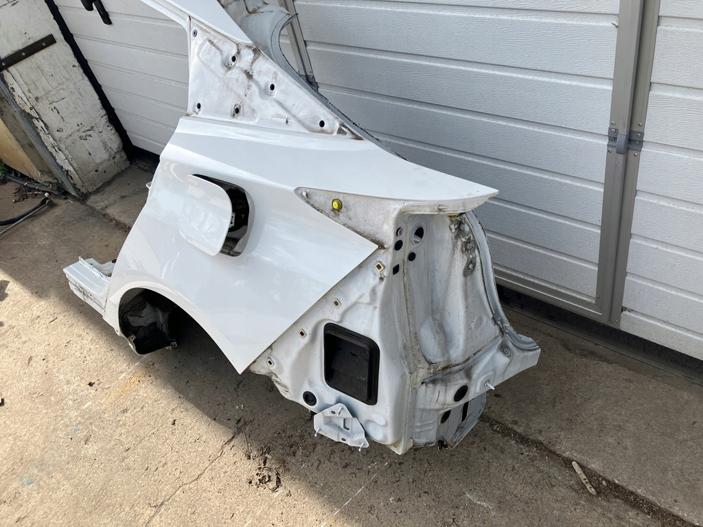 фото №6, Prius iv чверть крила задній лівий задня 040