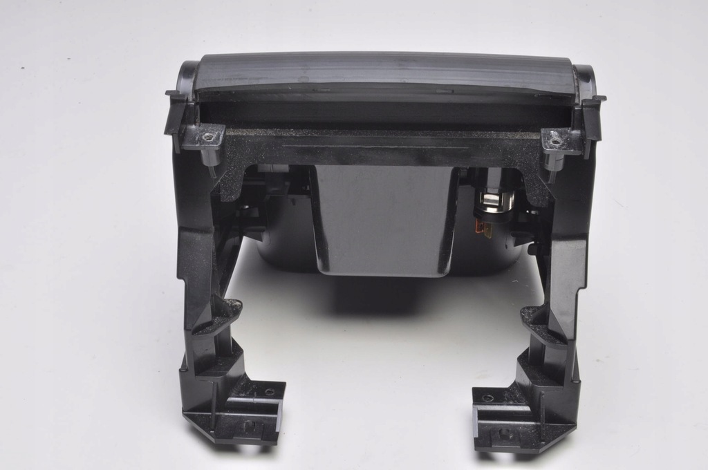 фото №7, Volvo v70 iii xc70 ii кронштейн na чашка 39997575