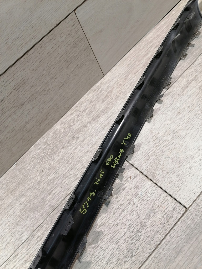 фото №10, Fiat 500 молдинг бампер задня 735642349