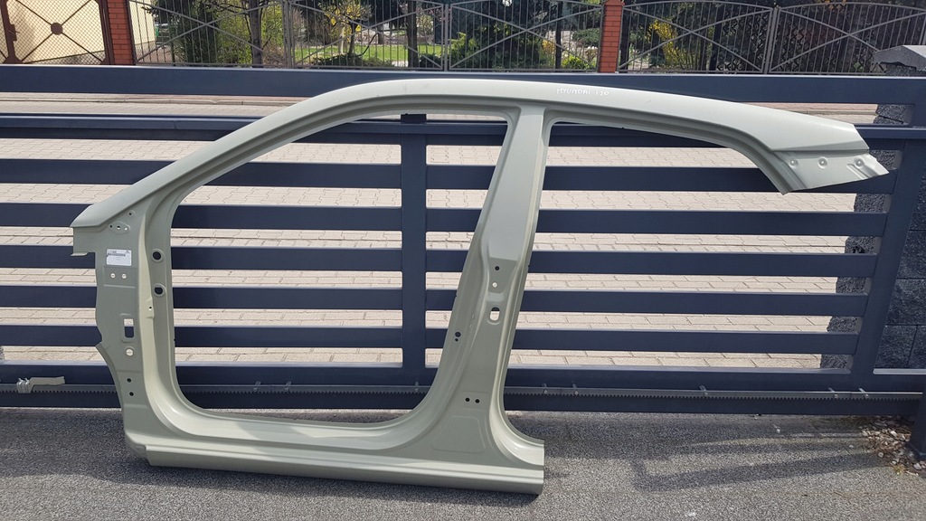 фото №1, Hyundai i20 ii порог блок двигателя левый новый 14-