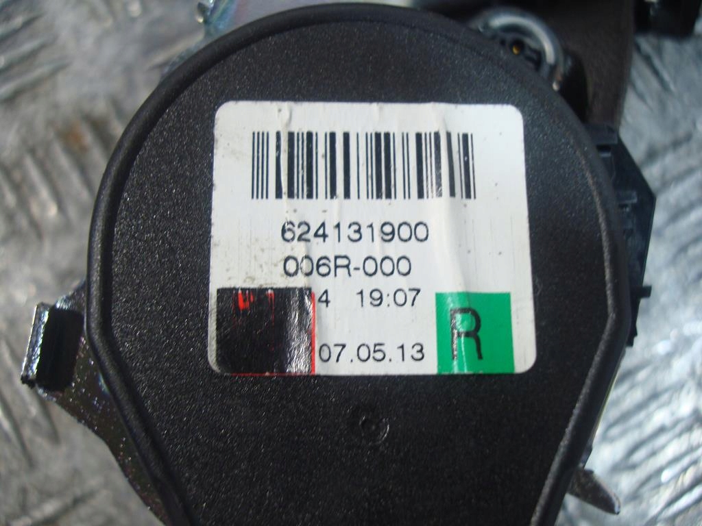 Ремень безопасности с натяжитель правый перед astra j3d opc rok11-18 13394799 Оригинал