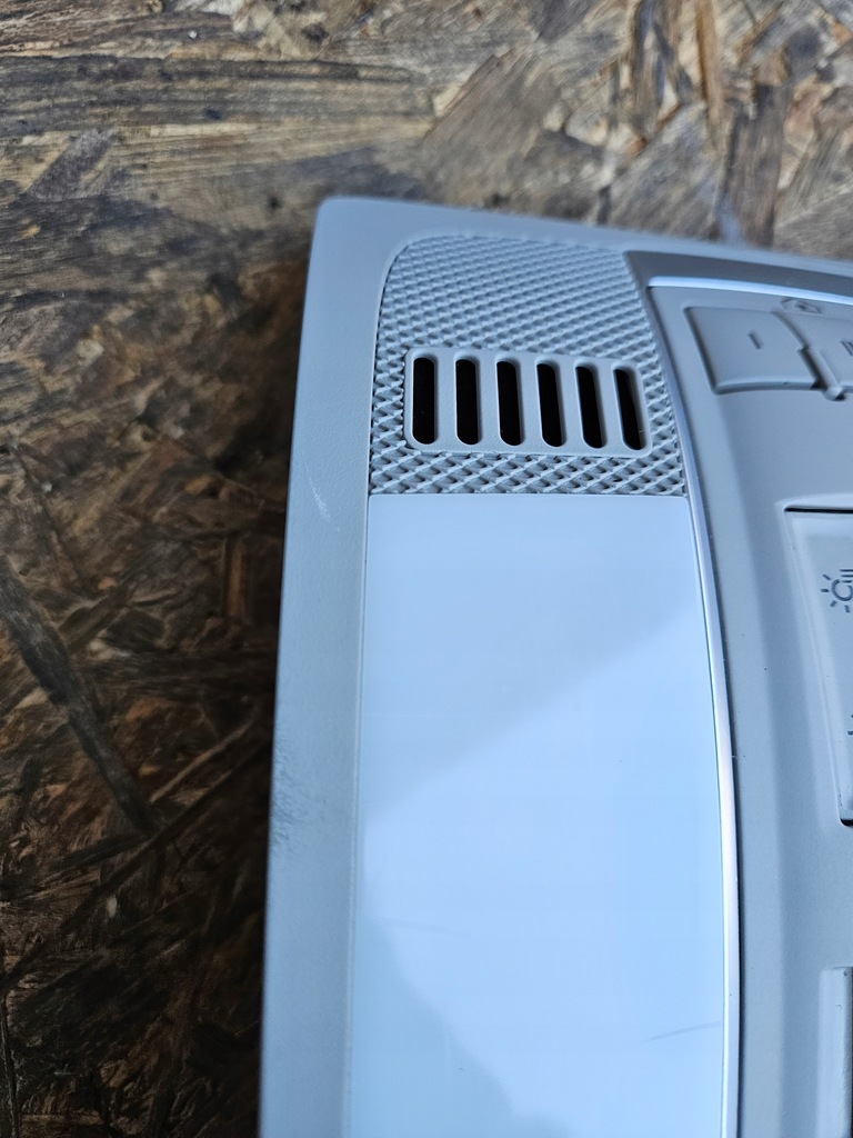 фото №6, Audi q7 4l лампа освітлення кабіни 4l0947135r