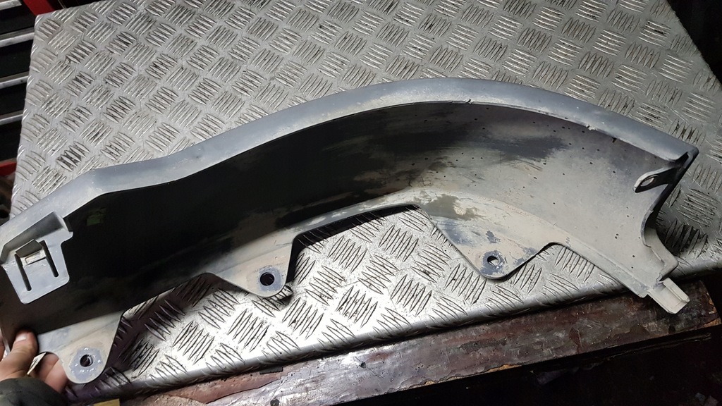 фото №12, Volvo fh5 кутик owewka бампера правий 84205718