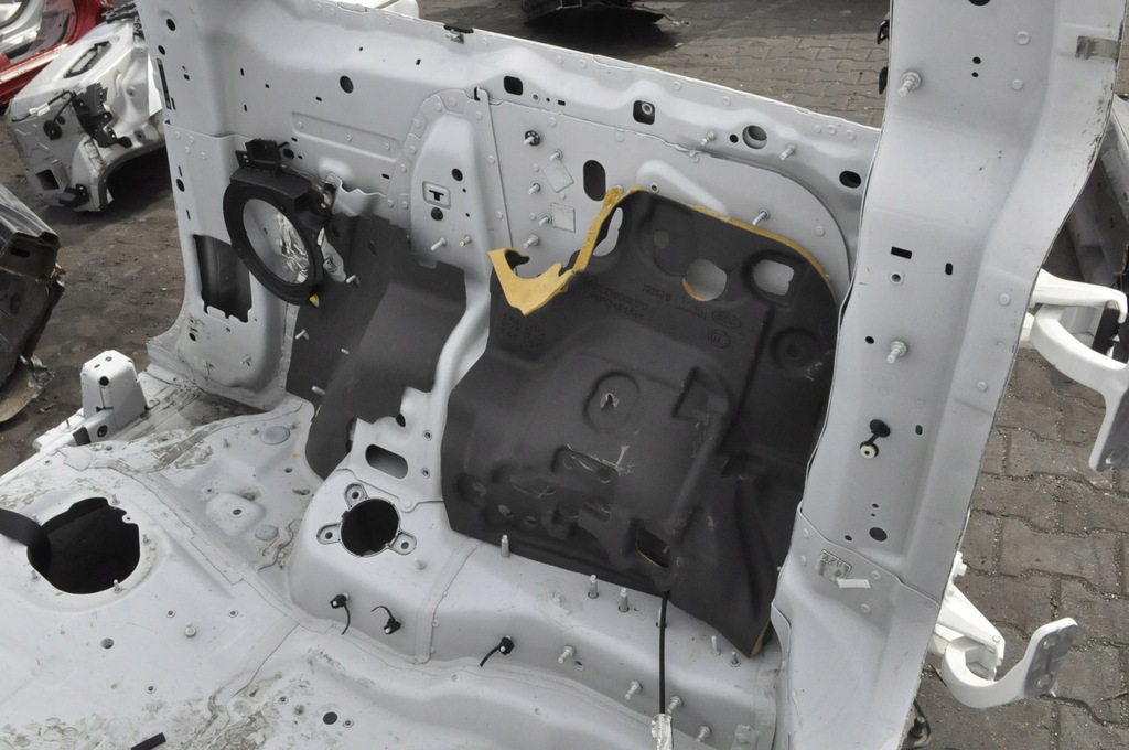 фото №6, Land rover defender ii l663 3d van чверть крила правий задня задній