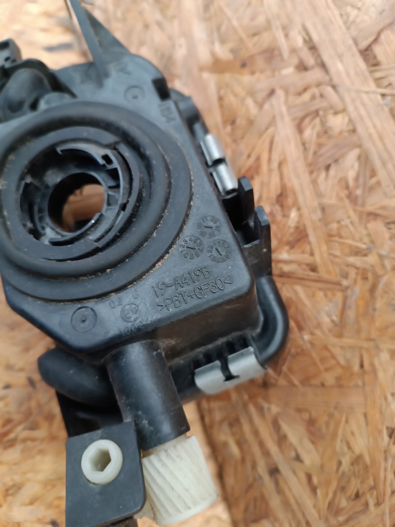 фото №7, Протитуманна фара правий перед mercedes slk r171 w171 c klasa w203 w209