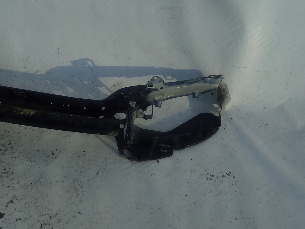 фото №9, Volvo v50 s40 ii 2 04-12 pas передний усилитель