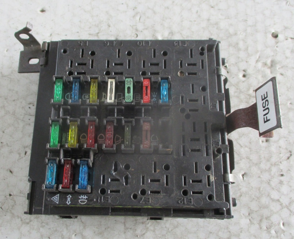 фото №1, Fiat coupe 2.0 16v коробка предохранителей