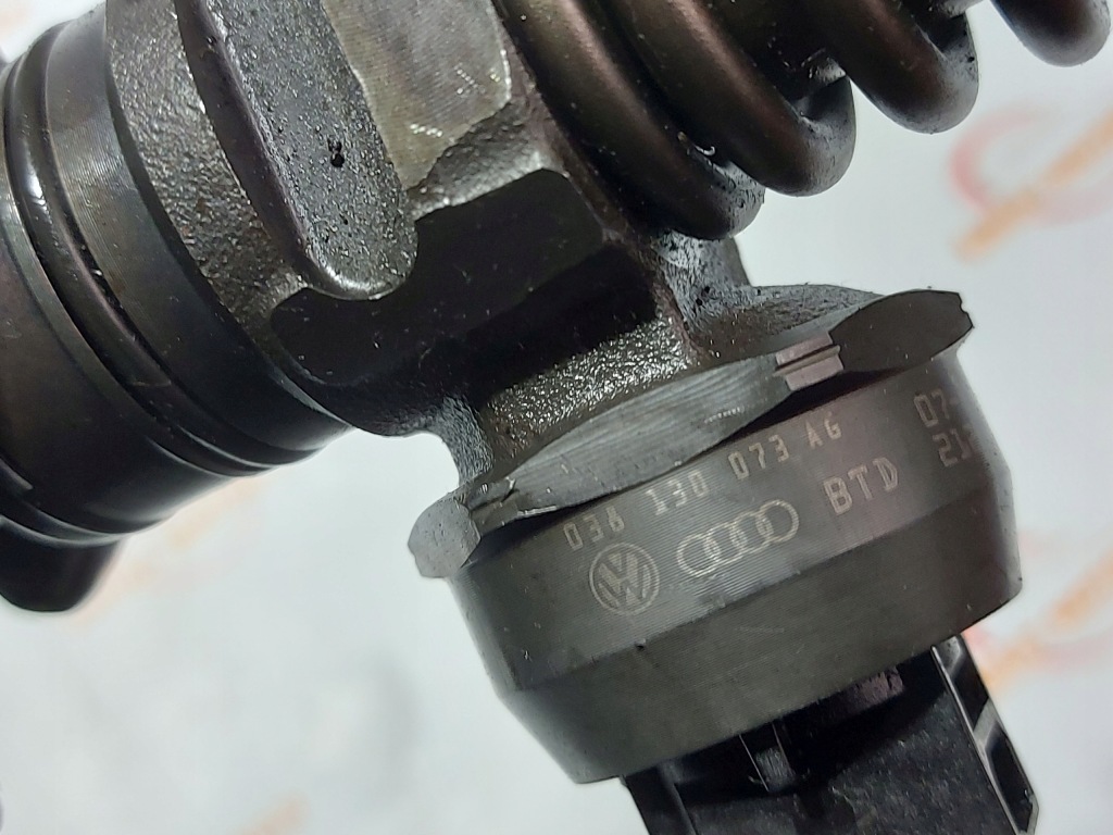 Audi skoda vw seat 1.9 tdi насос-форсунка 038130073ag Киев
