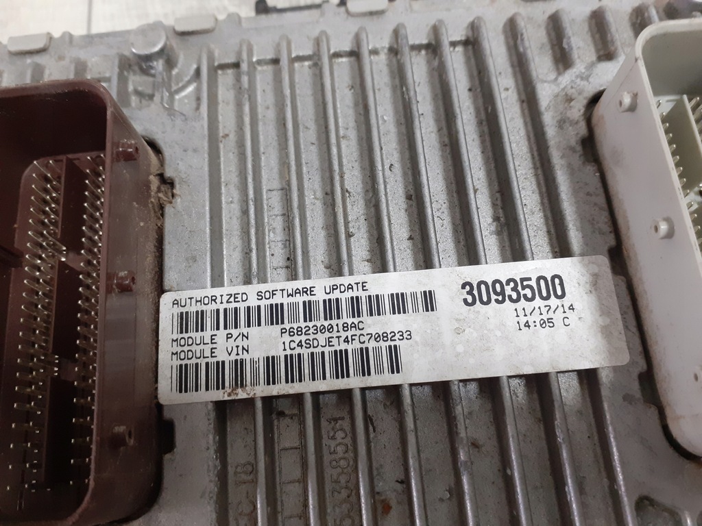 фото №5, Dodge durango iii 5.7 hemi 2014- бортовий комп'ютер блок керування двигуна ecu p05150927ab