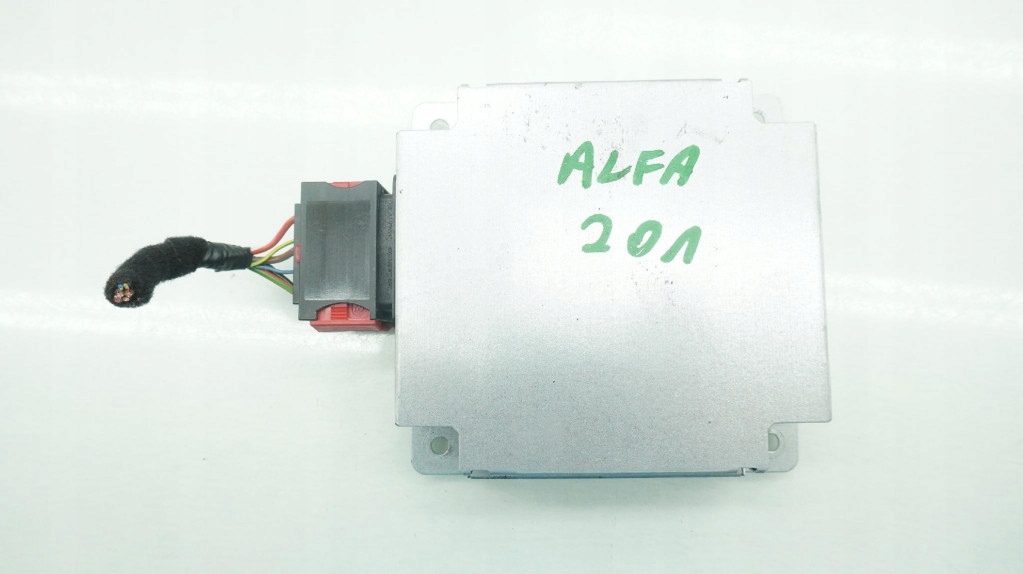 фото №1, Alfa romeo giulietta модуль блок керування радіо 503950410301