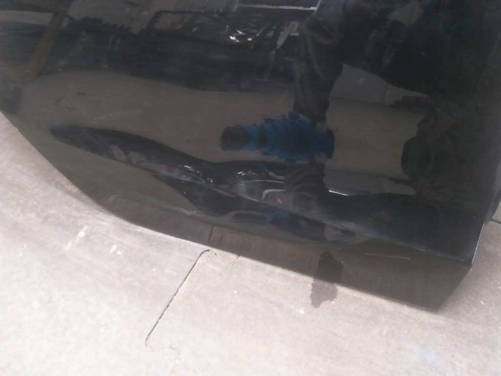 Дверь задний  правое tesla 3 iii Цена