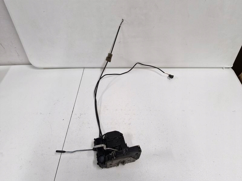 фото №1, Mercedes benz slk r171 замок дверь правый перед 2 pin 004138112637