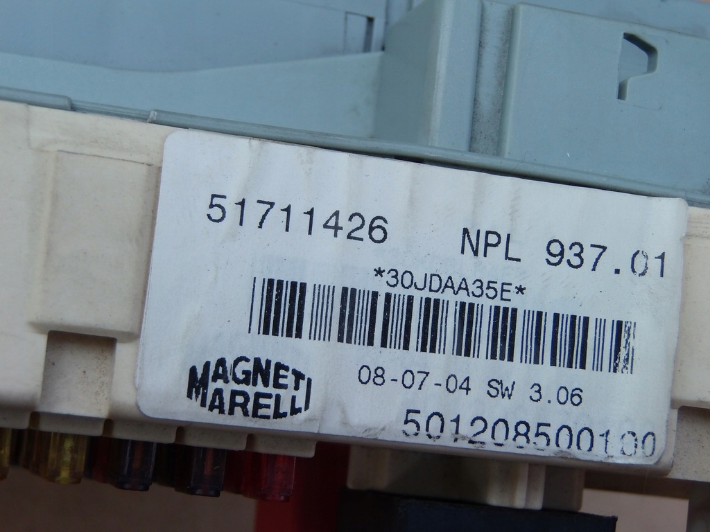 фото №4, Модуль коробка предохранителей 51711426 alfa romeo 147 2.0 t.spark