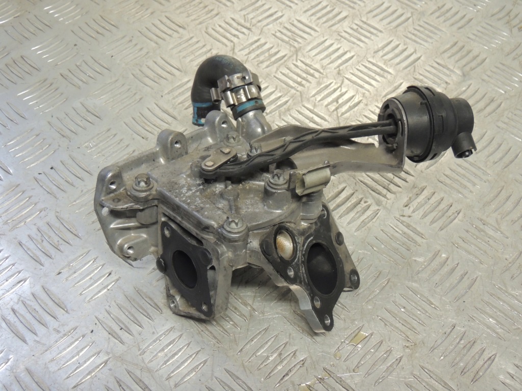 Mercedes 2.2cdi клапан egr a65111420467 Доставка