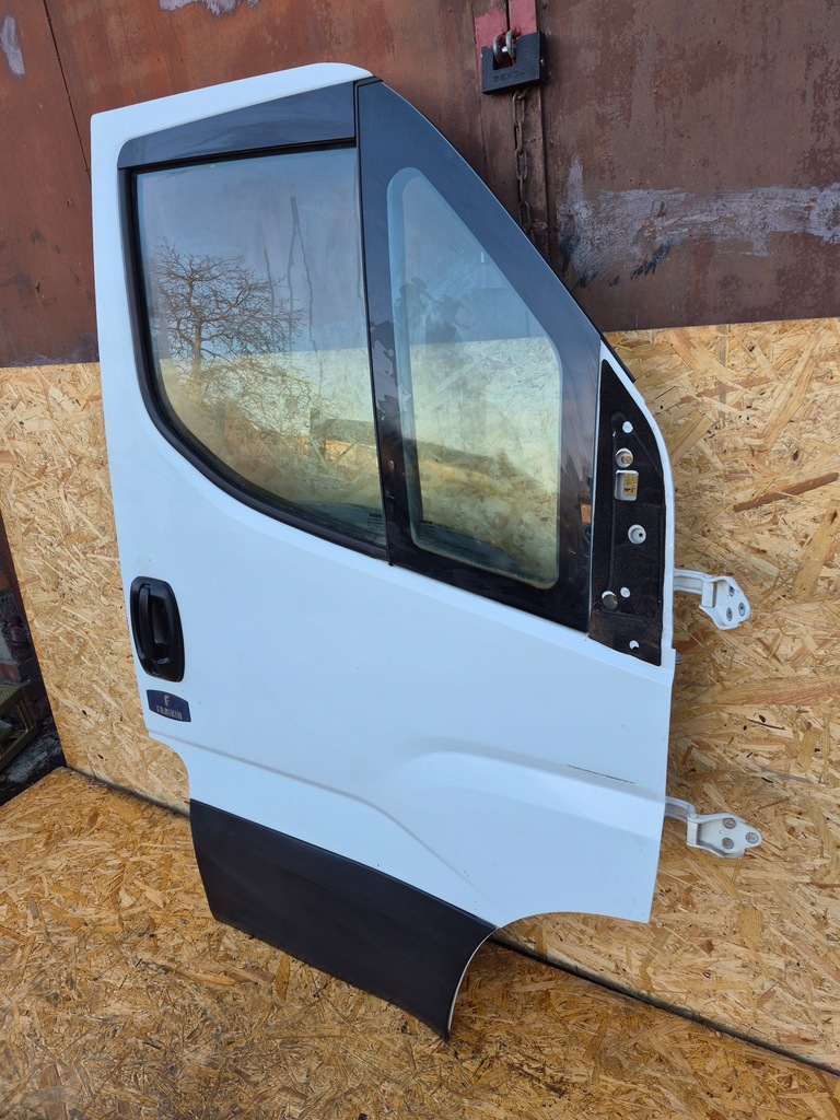 фото №3, Дверь передние правое iveco daily iv
