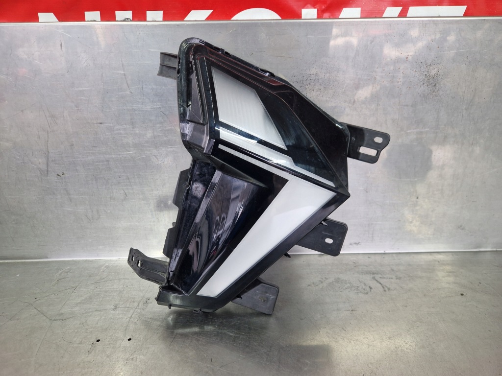 Купить Renault captur 2 рестайлинг  лампа led drl правая оригинальный номер 266009347r оригинал