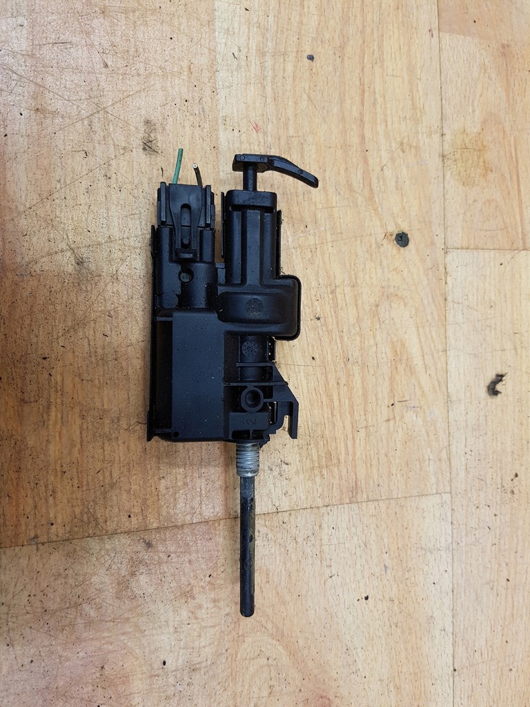 фото №1, Привод крышка заливной топлива renault megane ii