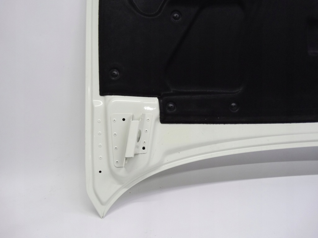 Maserati granturismo grancabrio m145 07-19 bianco eldorado капот оригинальная Киев