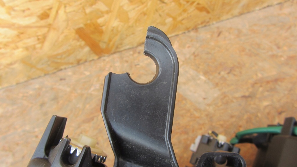 Передняя левая лампа toyota land cruiser j150 обычная led с Разборки