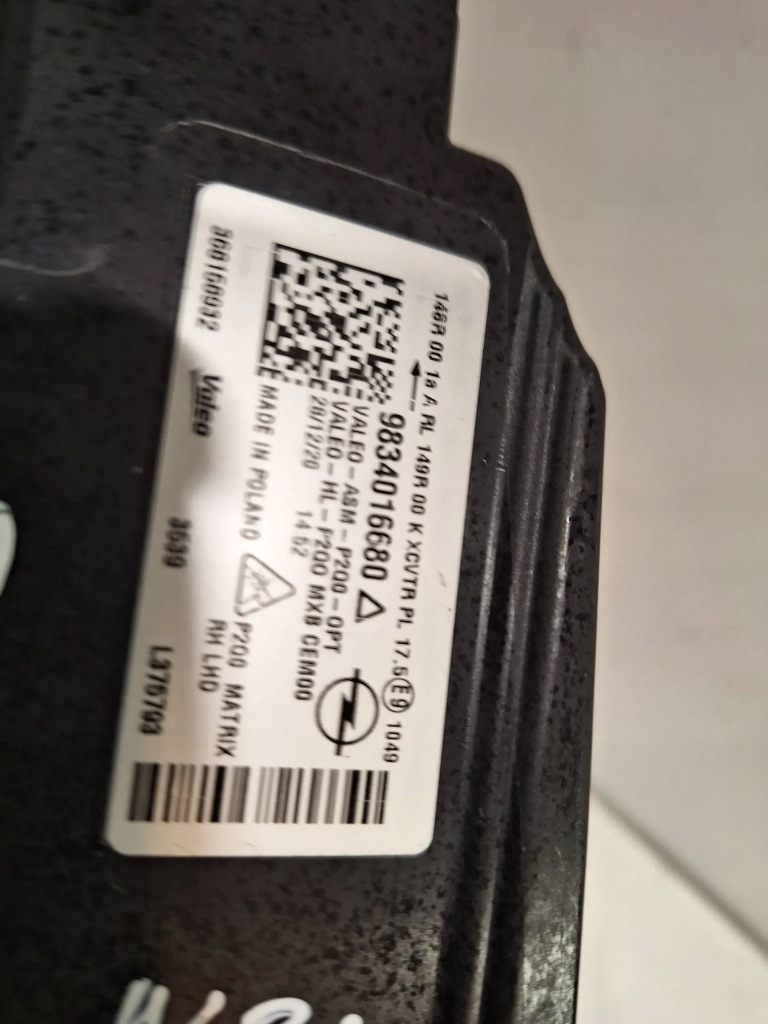 Фара перед правый  новая valeo full led 9834016680 opel mokka b 20- Цена
