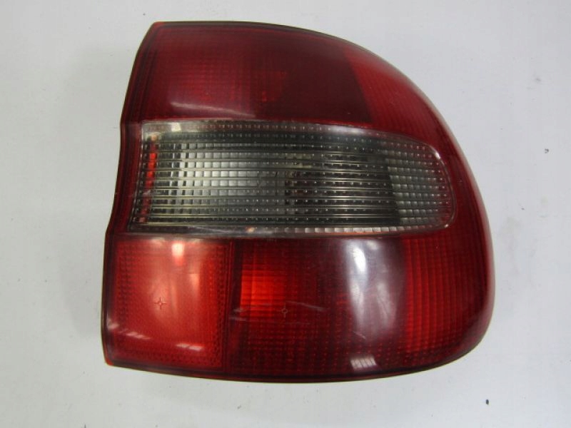 фото №6, Volvo v40 лампа задня права + вкладиш ламповий