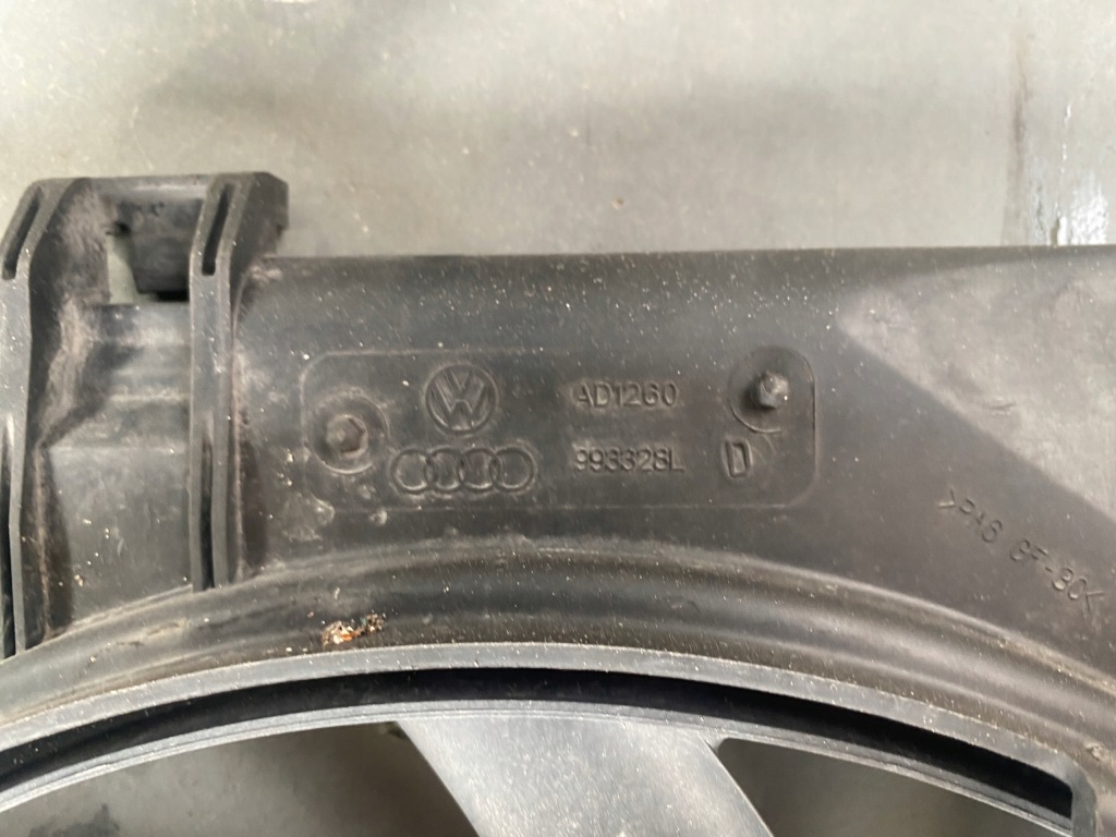 Audi a5 8t 2.0 tdi вентиляторы радиатора 8k0121003m с Разборки