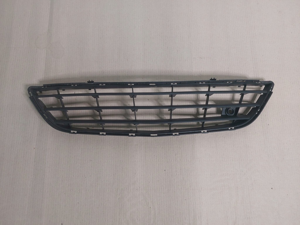 фото №1, Решётка бампера средняя opel corsa d 13179942