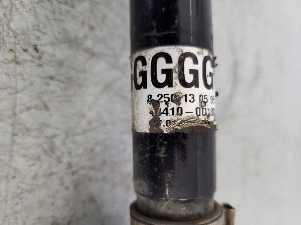 фото №4, Toyota yaris ii 09r 1.4 d4d приводной вал правая