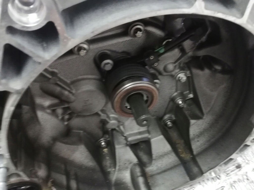 фото №10, Dacia sandero 2019 полный коробка передач