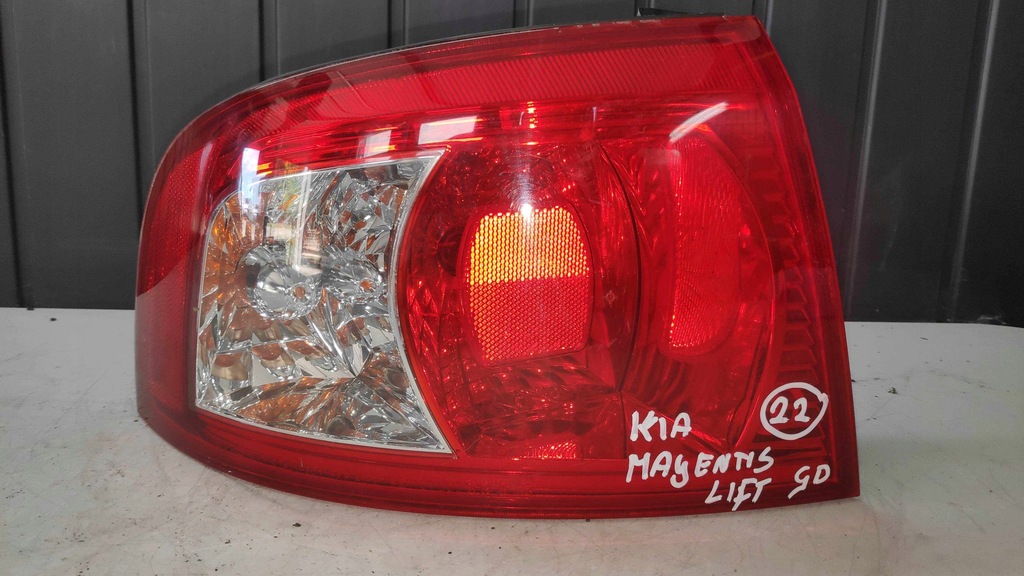 фото №9, Лампа задня ліва + права kia magentis i lift 03-05