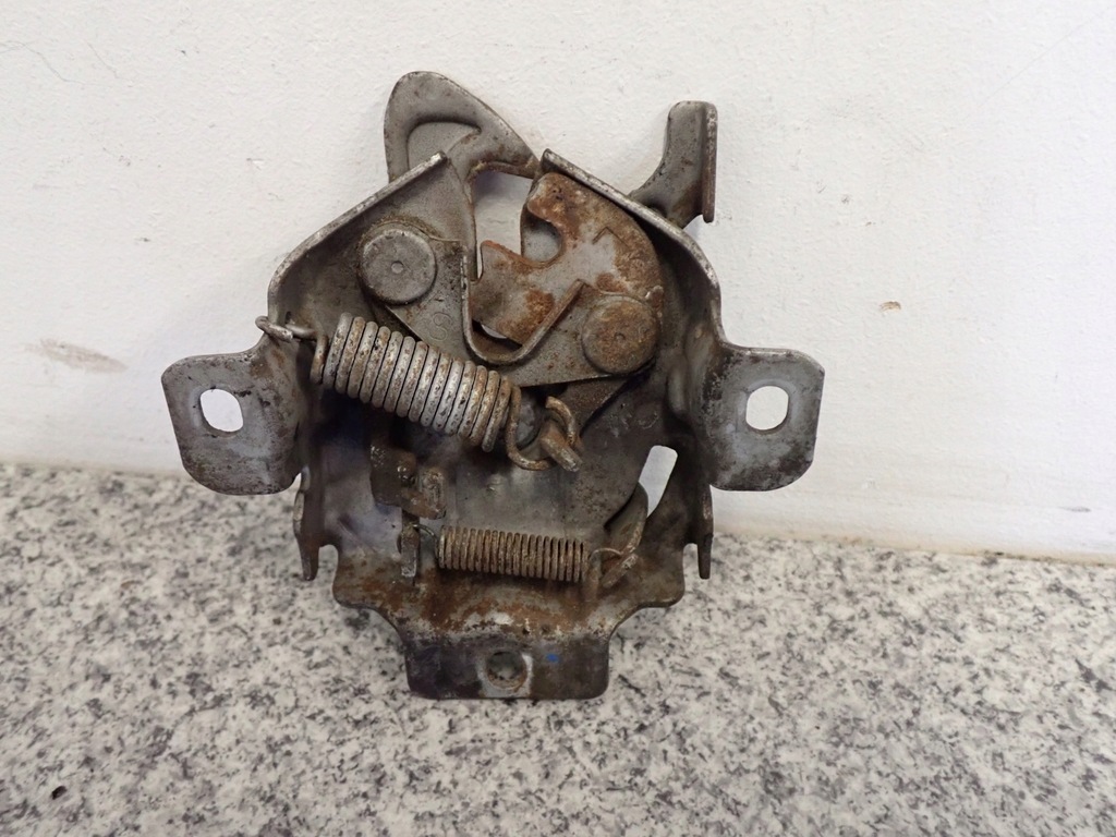 фото №4, Suzuki sx4 06- sedici замок капот крышки двигателя