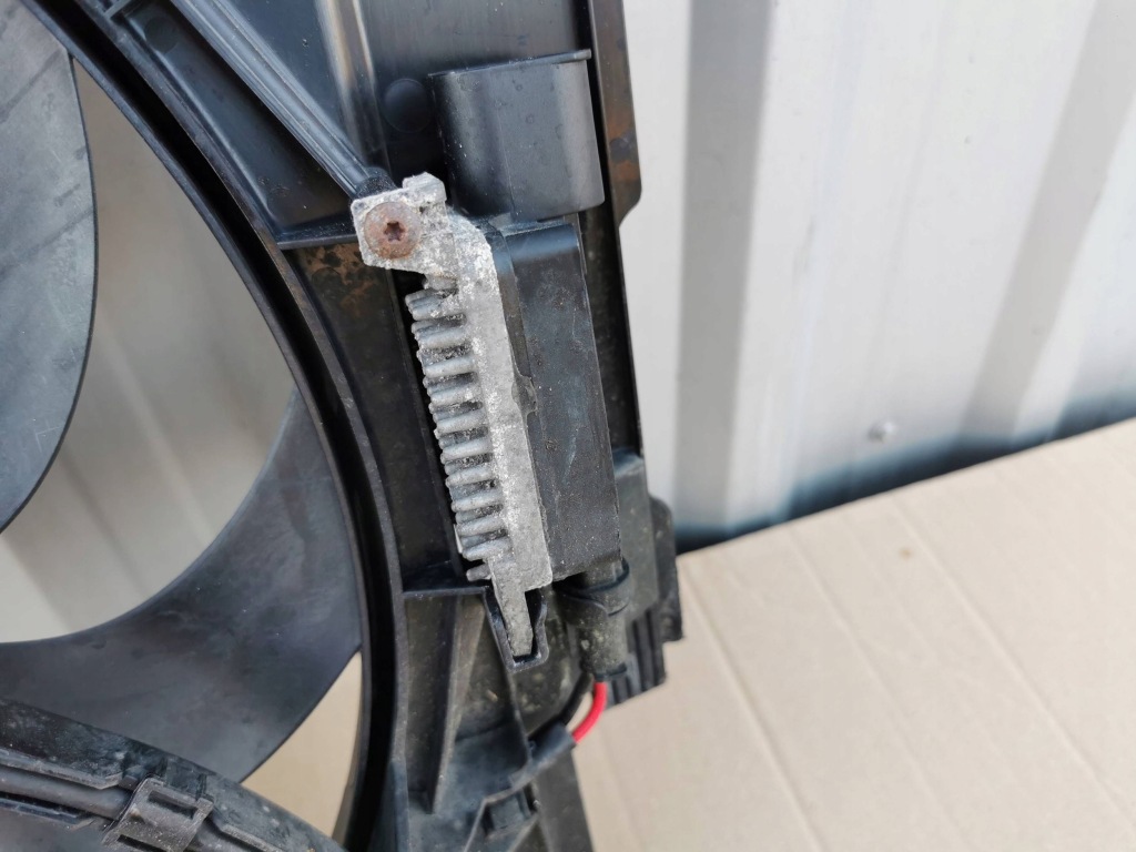 фото №7, Bmw 1 2 3 4 f20 f22 f30 f32 f36 1.4 1.6 1.8 2.0 d вентилятор радіатора 7640